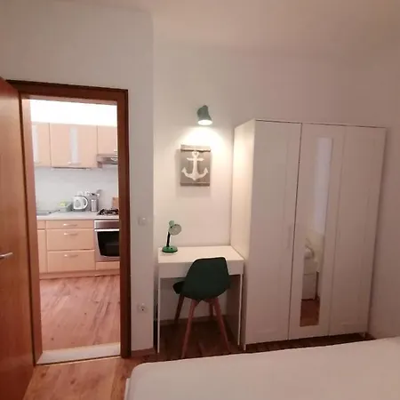 公寓 Mares - 20 M From The