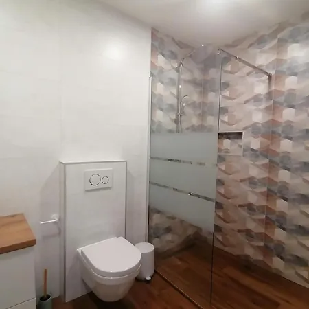 Mares - 20 M From The 公寓 布雷拉