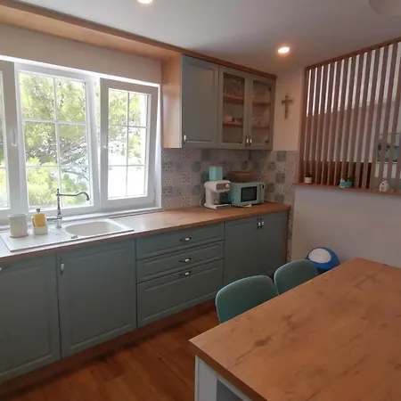 公寓 Mares - 20 M From The *