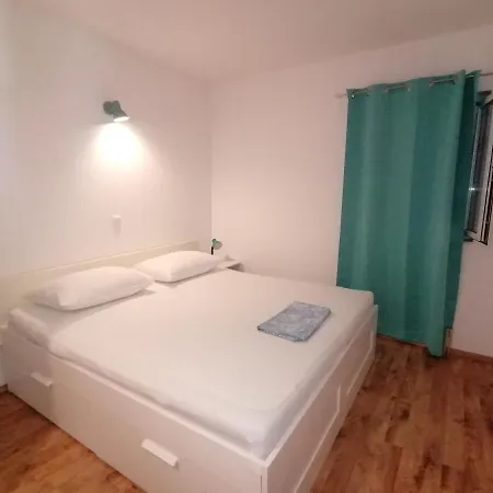 Appartement Mares - 20 M From The *
