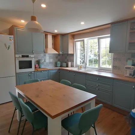 Apartment Mares - 20 M From The *